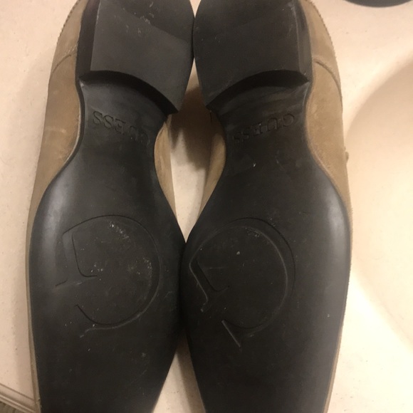 Guess tan suede loafers 9.5 - Picture 3 of 3